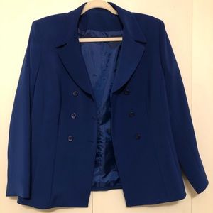 Royal blue blazer. Size 14. Le Suit
